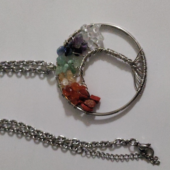 7 Chakras Tree Pendant - Picture 2 of 6